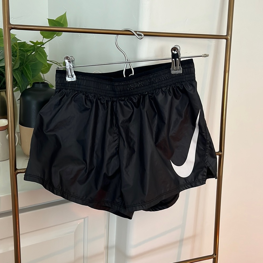 XS NIKE SHORT